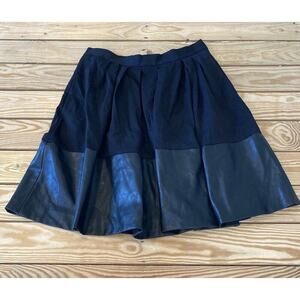 Banana Republic Faux Leather Trim Skirt Size 10 Women’s Black